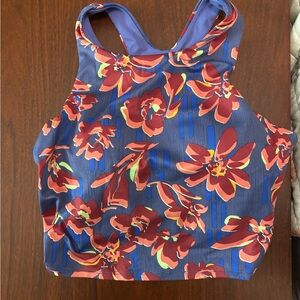 Athleta conscious crop